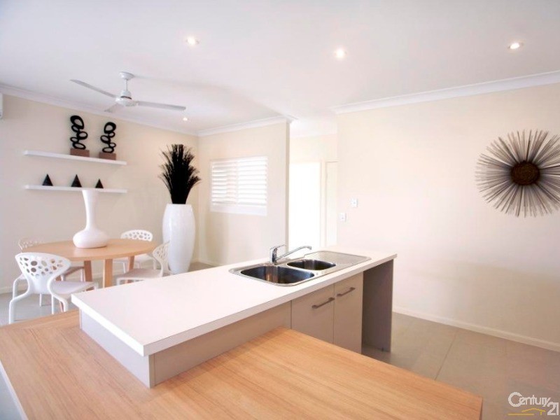 22 Dunlop Street, Kelso QLD 4815