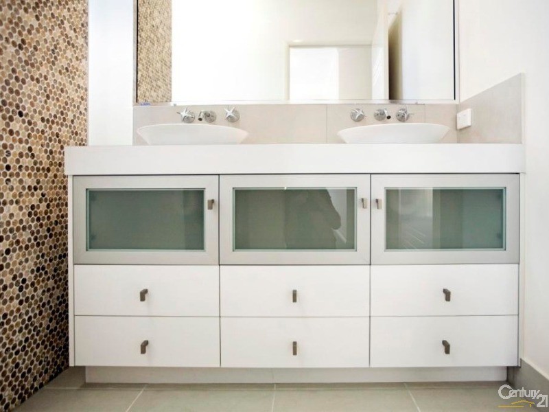 22 Dunlop Street, Kelso QLD 4815