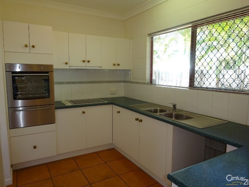 2 Clarence Court, Kirwan QLD 4817