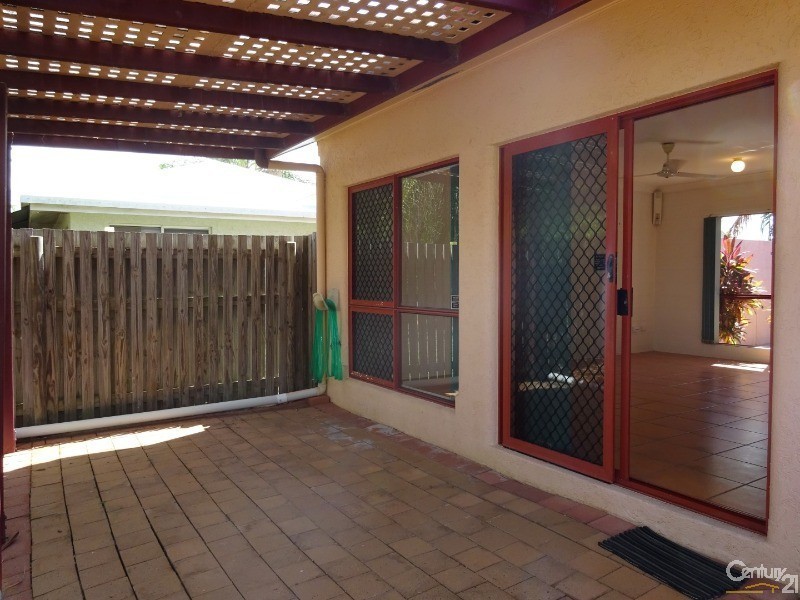 2 Clarence Court, Kirwan QLD 4817