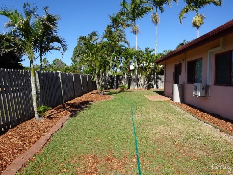 2 Clarence Court, Kirwan QLD 4817