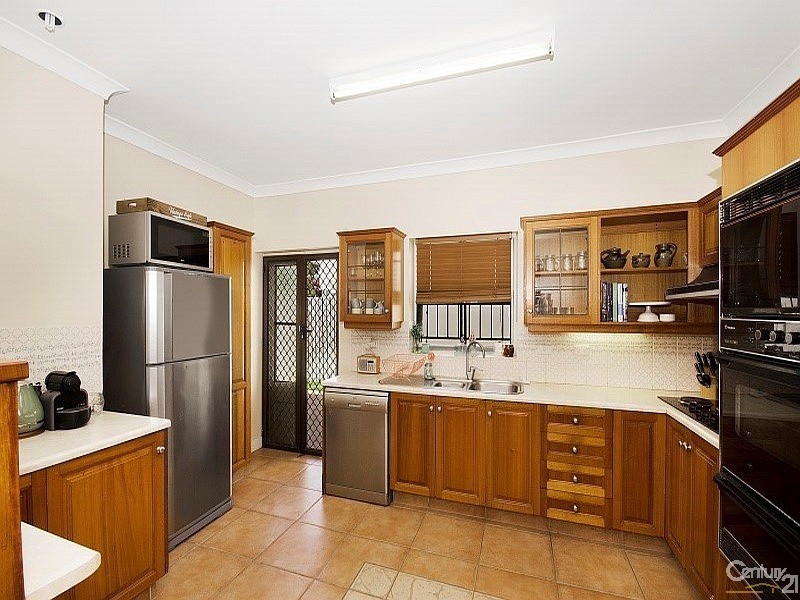 7 Parry Street, Belgian Gardens QLD 4810