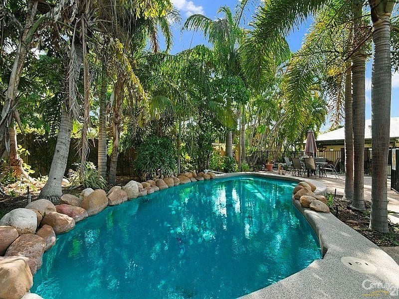 7 Parry Street, Belgian Gardens QLD 4810