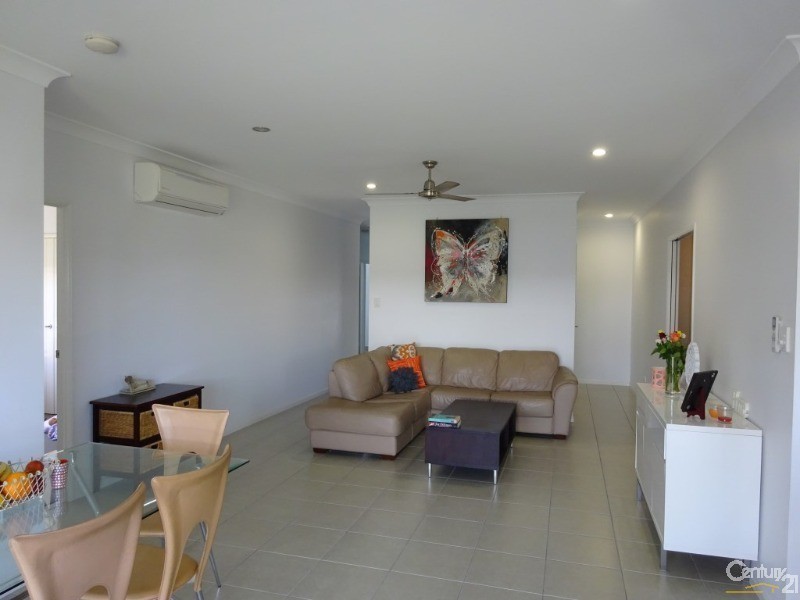 5 Batiki Circuit, Burdell QLD 4818