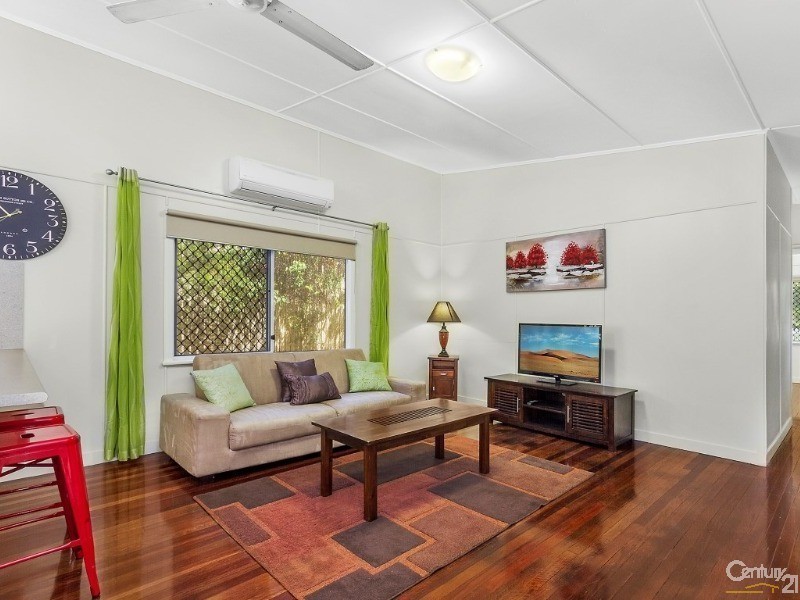 A36 Ralston Street, West End QLD 4810