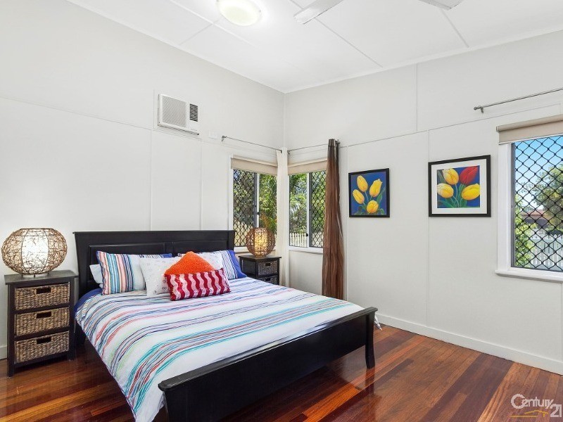 A36 Ralston Street, West End QLD 4810