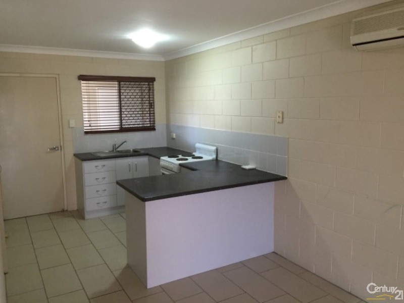 8/32 Henry Street, West End QLD 4810