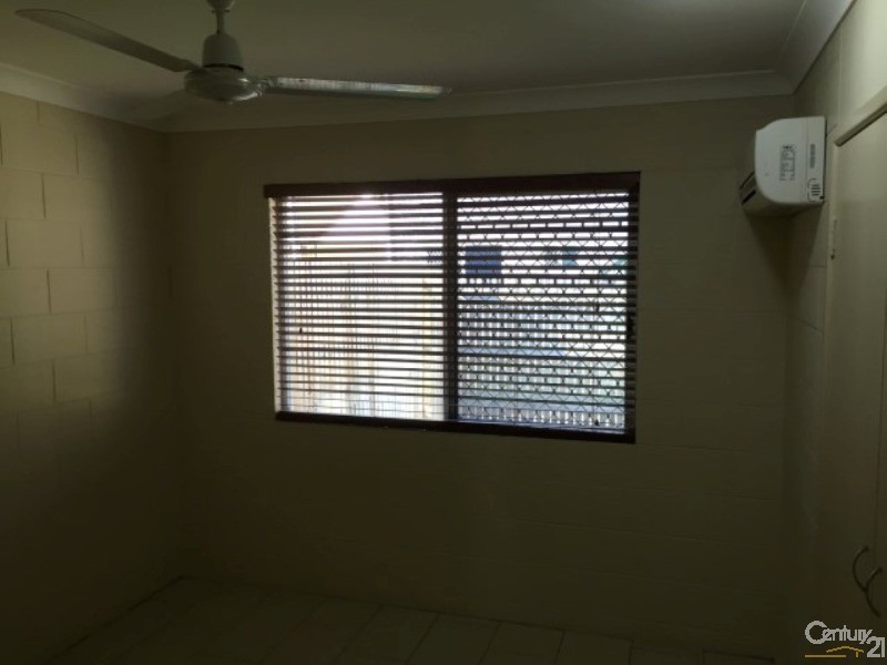 8/32 Henry Street, West End QLD 4810