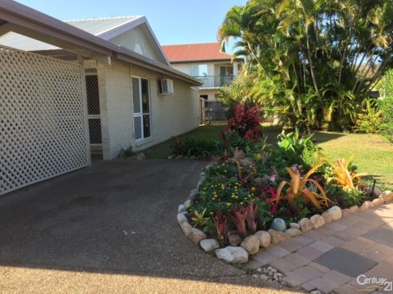 8/32 Henry Street, West End QLD 4810