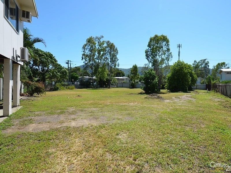 1349 Riverway Drive, Kelso QLD 4815