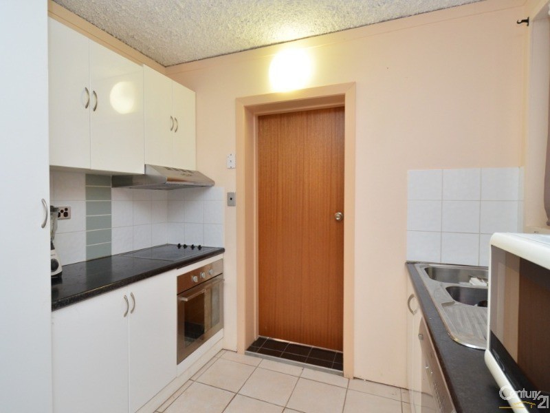 6/27 Gilbert Crescent, Castle Hill QLD 4810