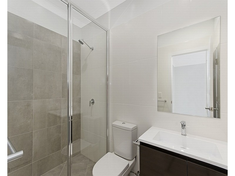 2/159 Eyre Street, North Ward QLD 4810