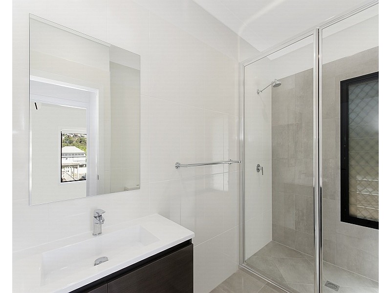 2/159 Eyre Street, North Ward QLD 4810