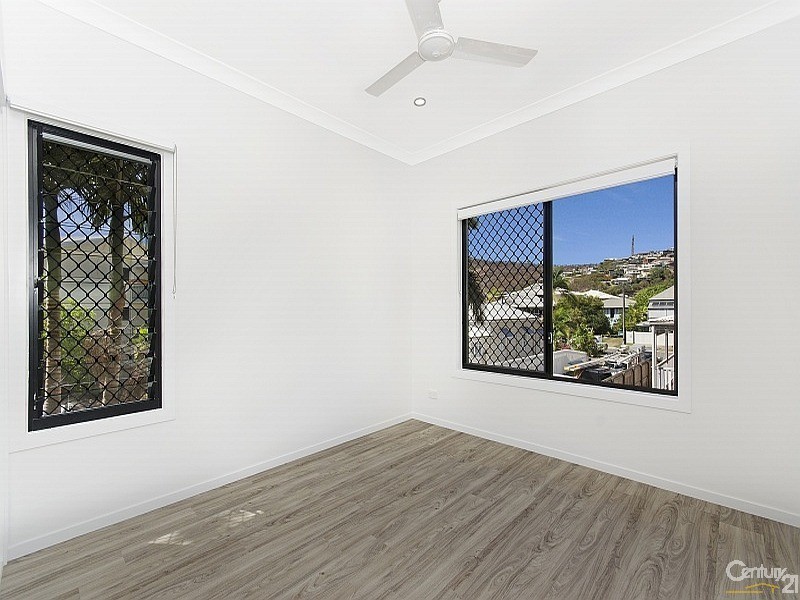 1/159 Eyre Street, North Ward QLD 4810