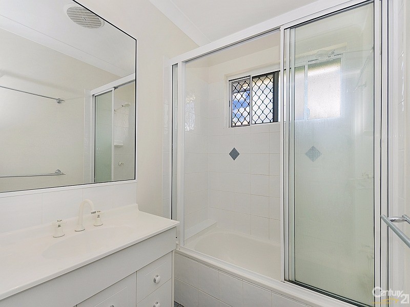 9 Michelia Close, Kirwan QLD 4817