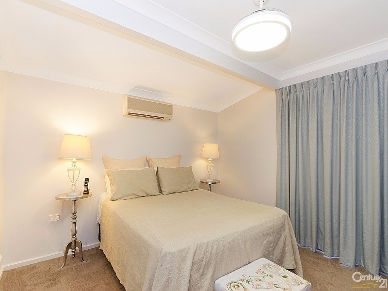 44 Whitsunday Drive, Kirwan QLD 4817