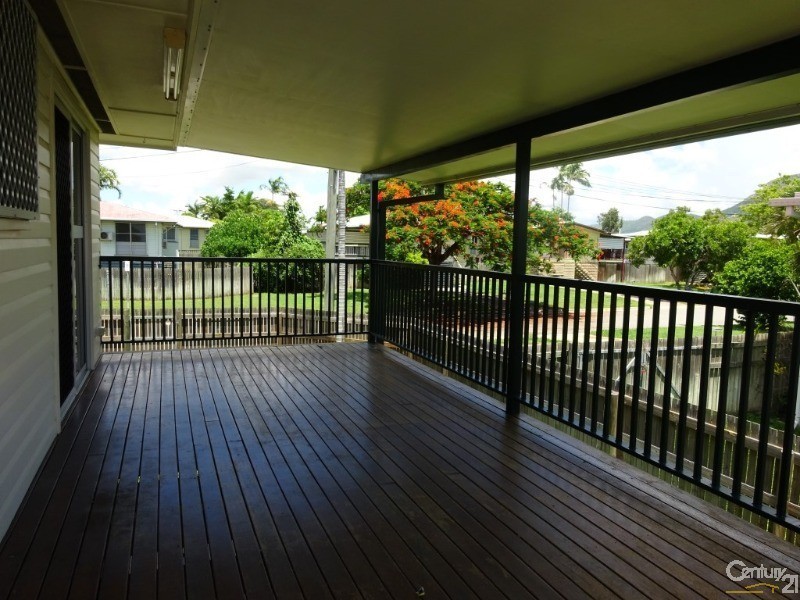 13 Leopold Street, Aitkenvale QLD 4814