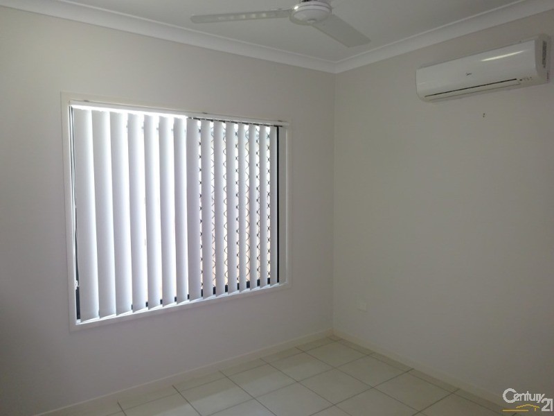 23 Stephanie Street, Rasmussen QLD 4815