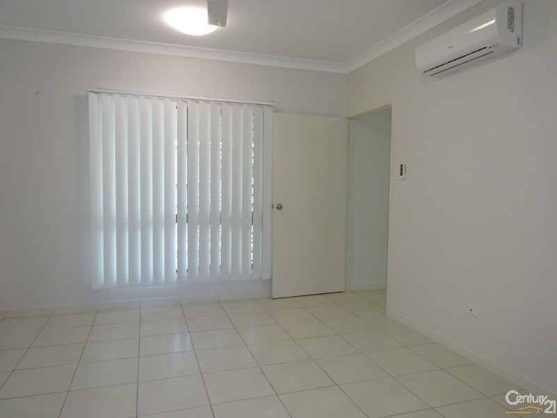 23 Stephanie Street, Rasmussen QLD 4815