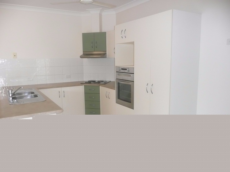 5 Aird Street, Kirwan QLD 4817