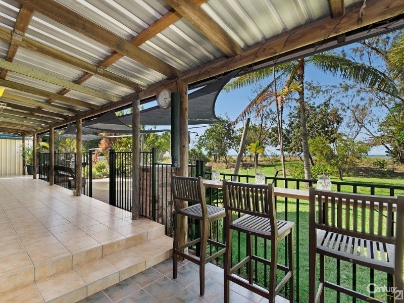 26 The Esplanade, Toolakea QLD 4818