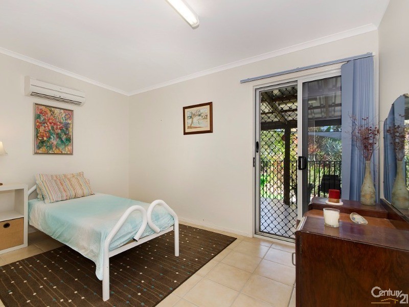 26 The Esplanade, Toolakea QLD 4818