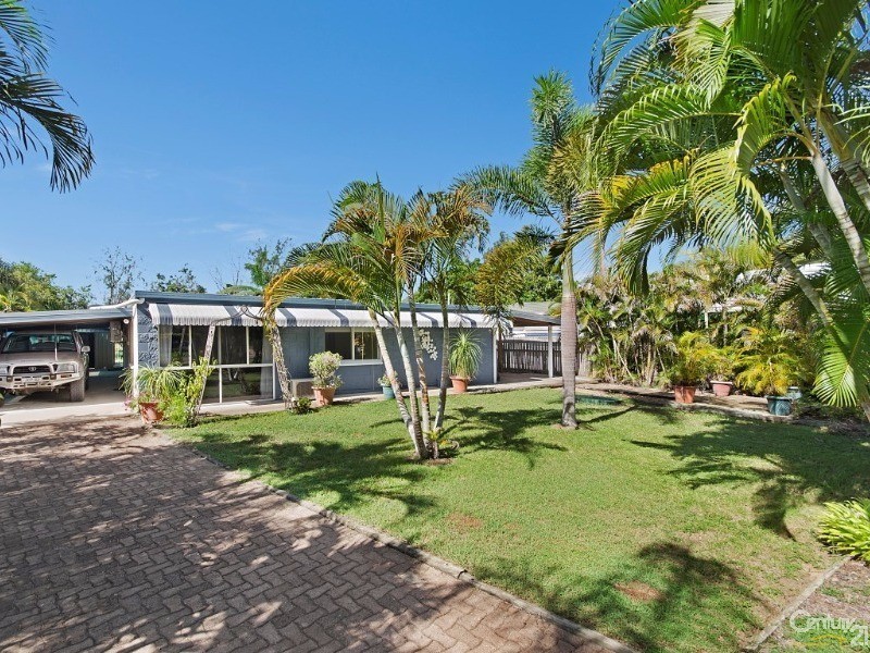 26 The Esplanade, Toolakea QLD 4818