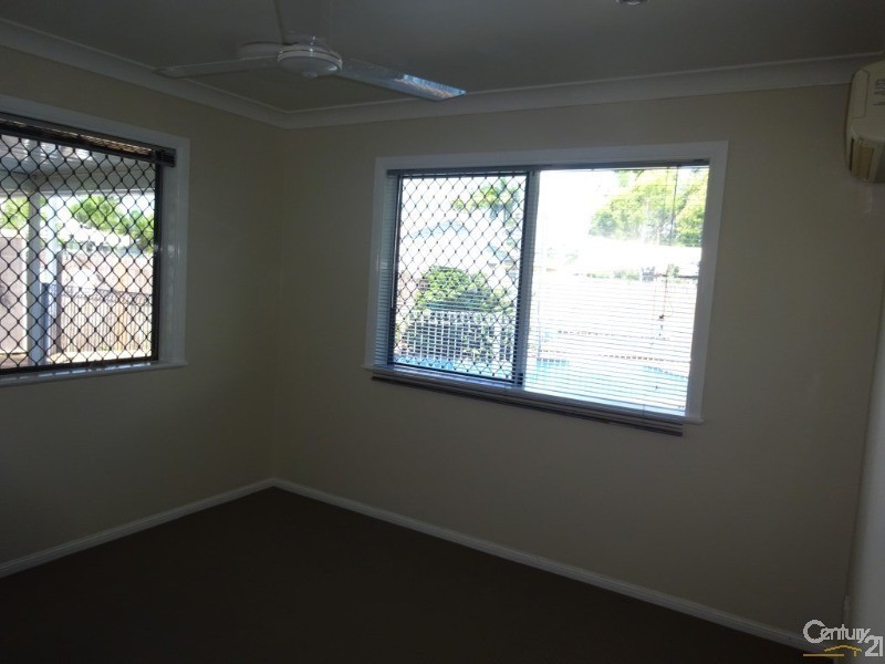 8 Colchester Crescent, Kirwan QLD 4817