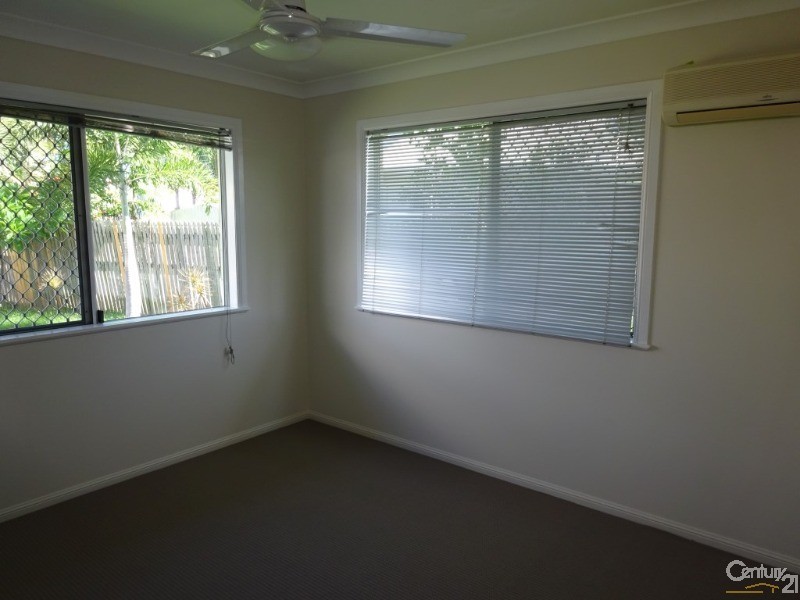 8 Colchester Crescent, Kirwan QLD 4817