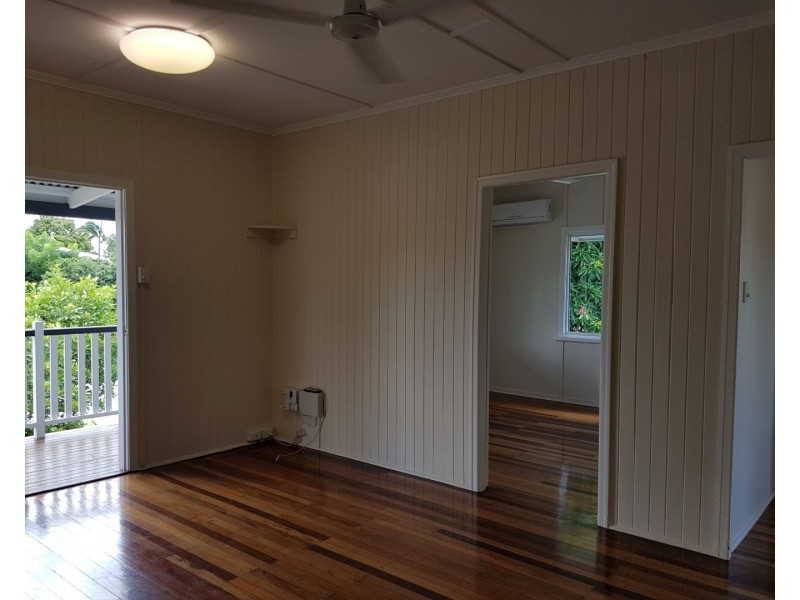 130 Kings Road, Hyde Park QLD 4812