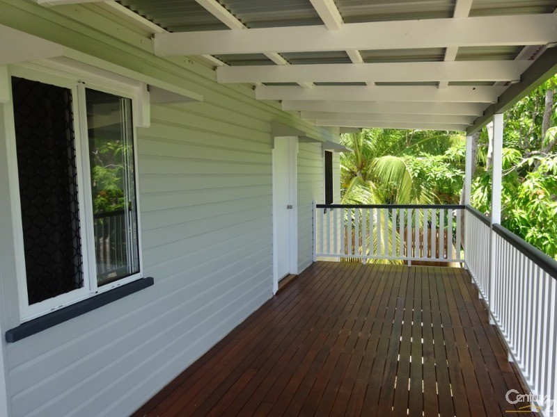 130 Kings Road, Hyde Park QLD 4812