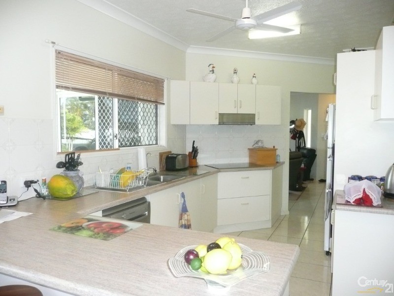 28 Nettleton Street, Mount Louisa QLD 4814