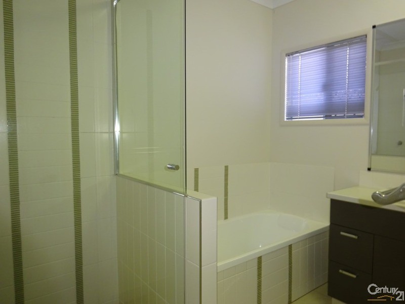 75 Springbrook Parade, Idalia QLD 4811