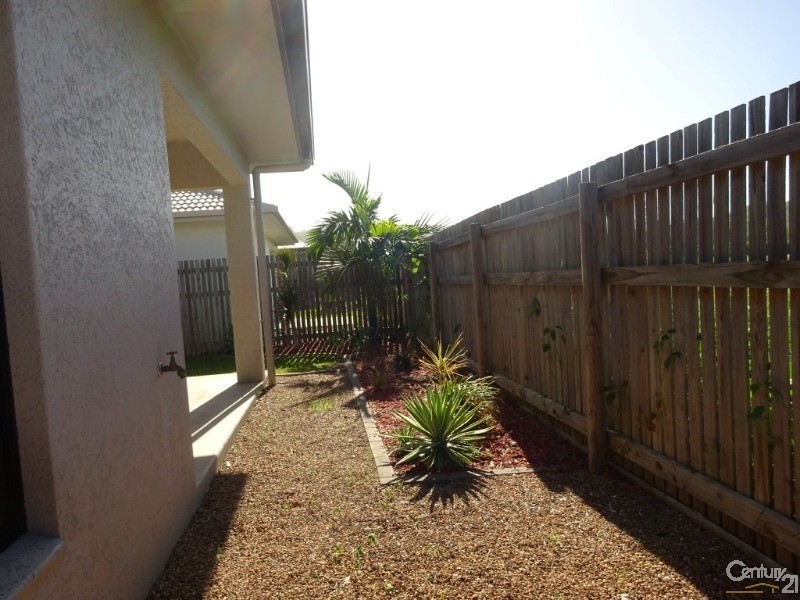 8 Corang Way, Kelso QLD 4815