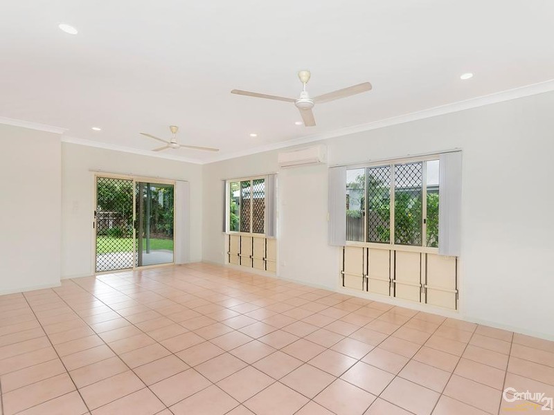 25 Eureka Crescent, Kirwan QLD 4817