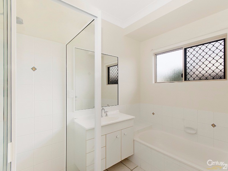 12 Pinnata Place, Kirwan QLD 4817