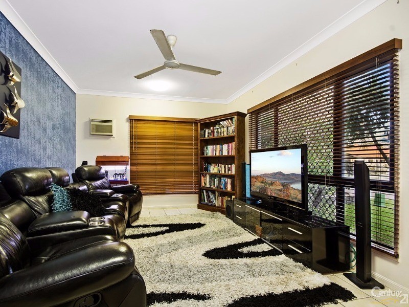 27 Riley Circuit, Kirwan QLD 4817