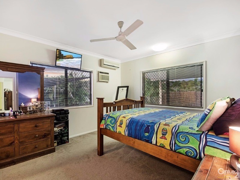 27 Riley Circuit, Kirwan QLD 4817