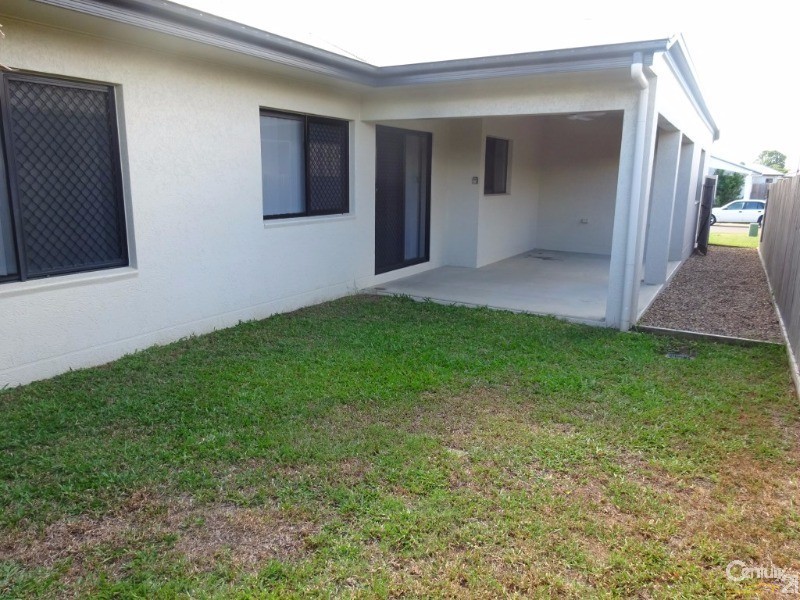 24 Skardon Place, Kelso QLD 4815