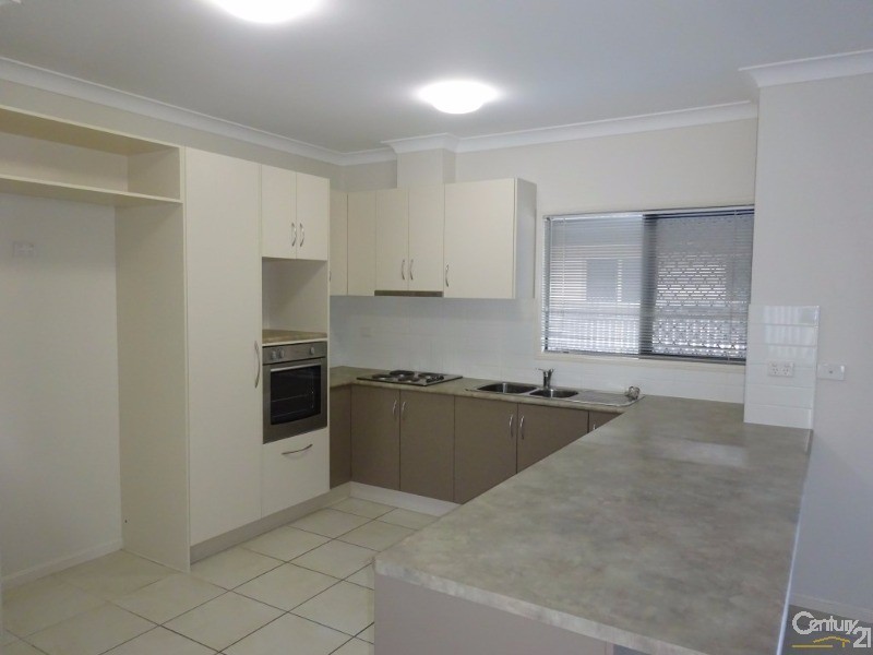 24 Skardon Place, Kelso QLD 4815