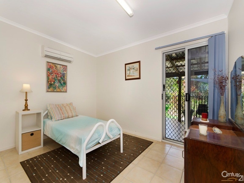 26 The Esplanade, Toolakea QLD 4818