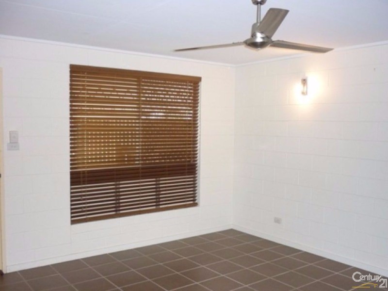 4/48 Marks Street, Hermit Park QLD 4812