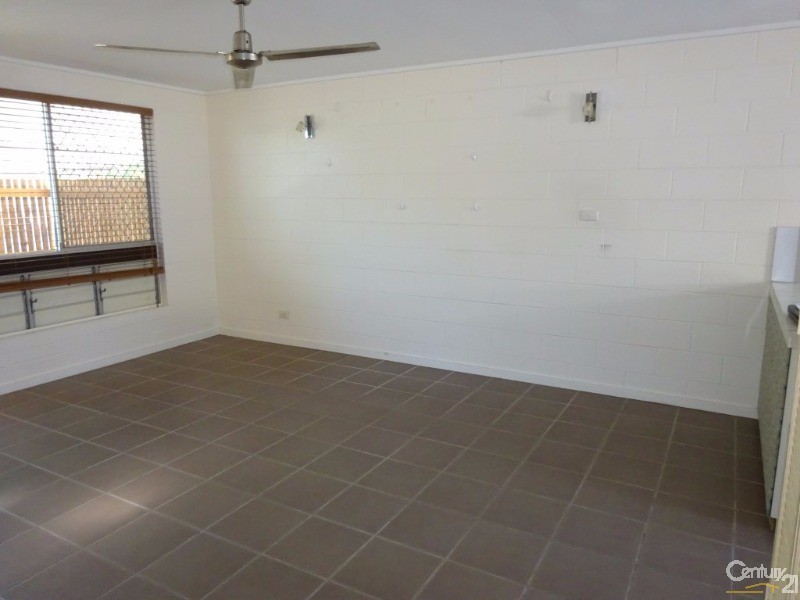 4/48 Marks Street, Hermit Park QLD 4812