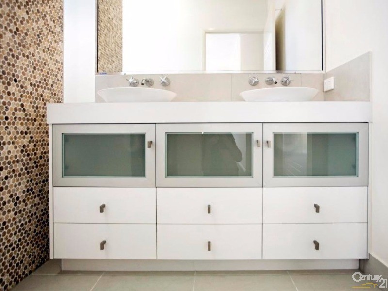 22 Dunlop Street, Kelso QLD 4815