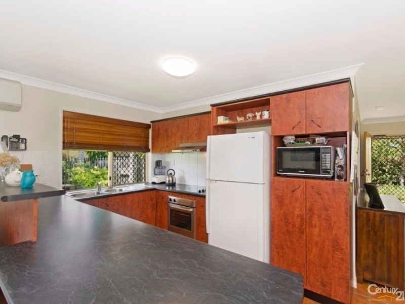 9 Gernika Court, Bushland Beach QLD 4818