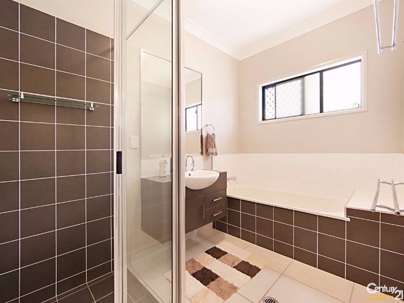 14 Oculina Street, Burdell QLD 4818