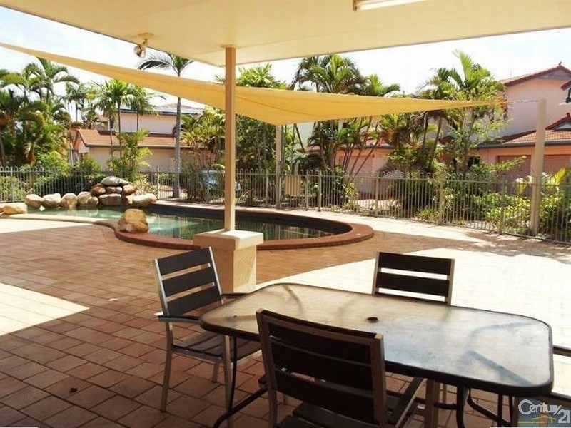 24/30-32 Martinez Avenue, West End QLD 4810