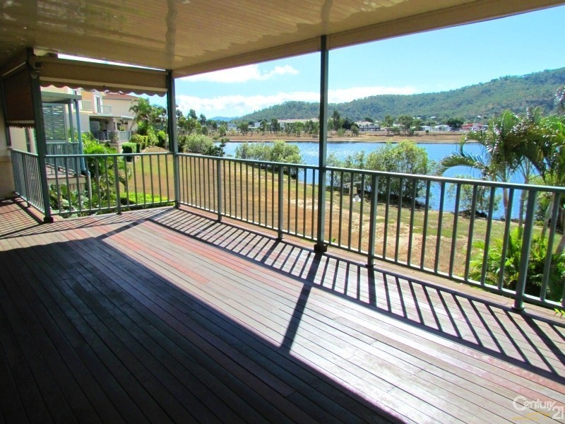 24/30-32 Martinez Avenue, West End QLD 4810
