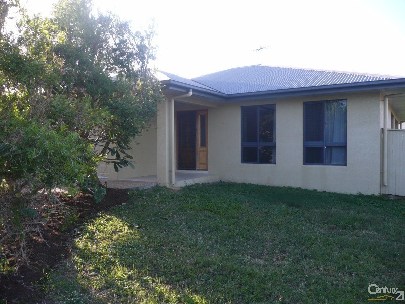 6 Donostia Crescent, Bushland Beach QLD 4818