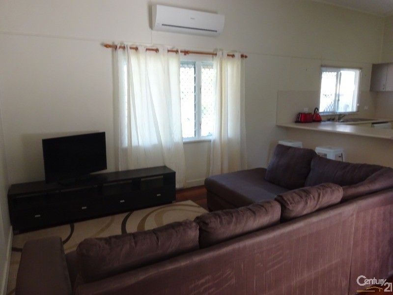 B/36 Ralston Street, West End QLD 4810